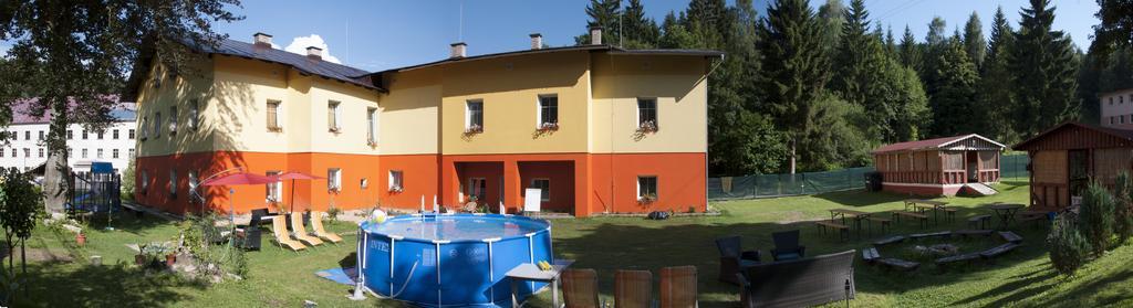 Apartmány Lestarka Kořenov Exterior foto